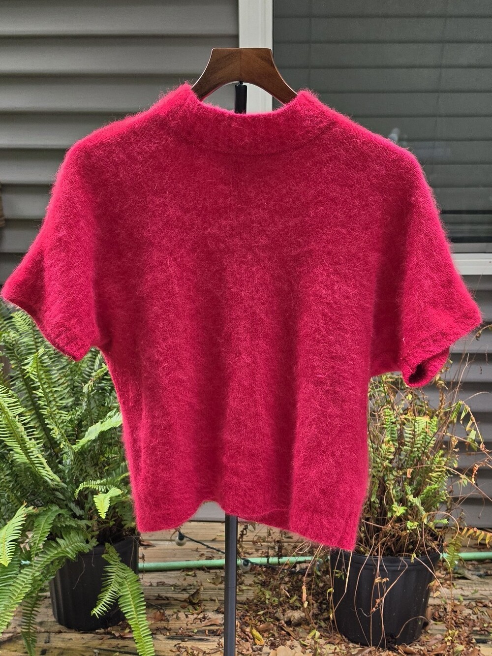 Women's Short-Sleeve Fuzzy Knit Sweater in Hot Pink
